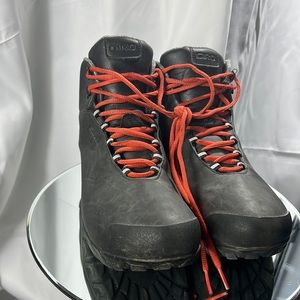 Girl Alpineduro boot pre-owned